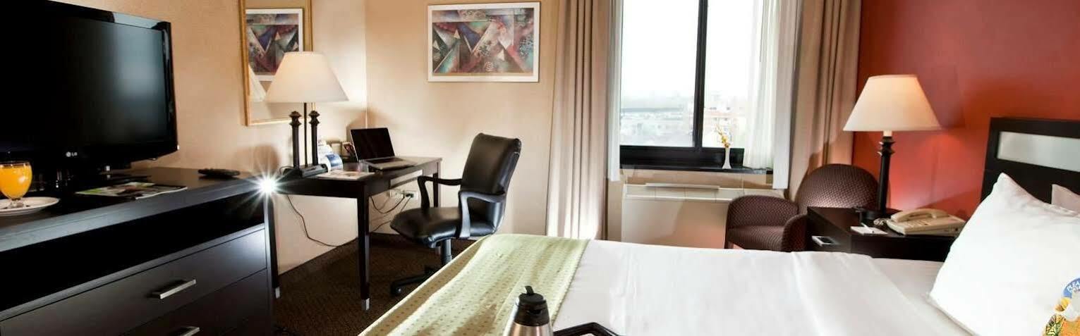 The Laguardia Hotel Нью-Йорк Экстерьер фото